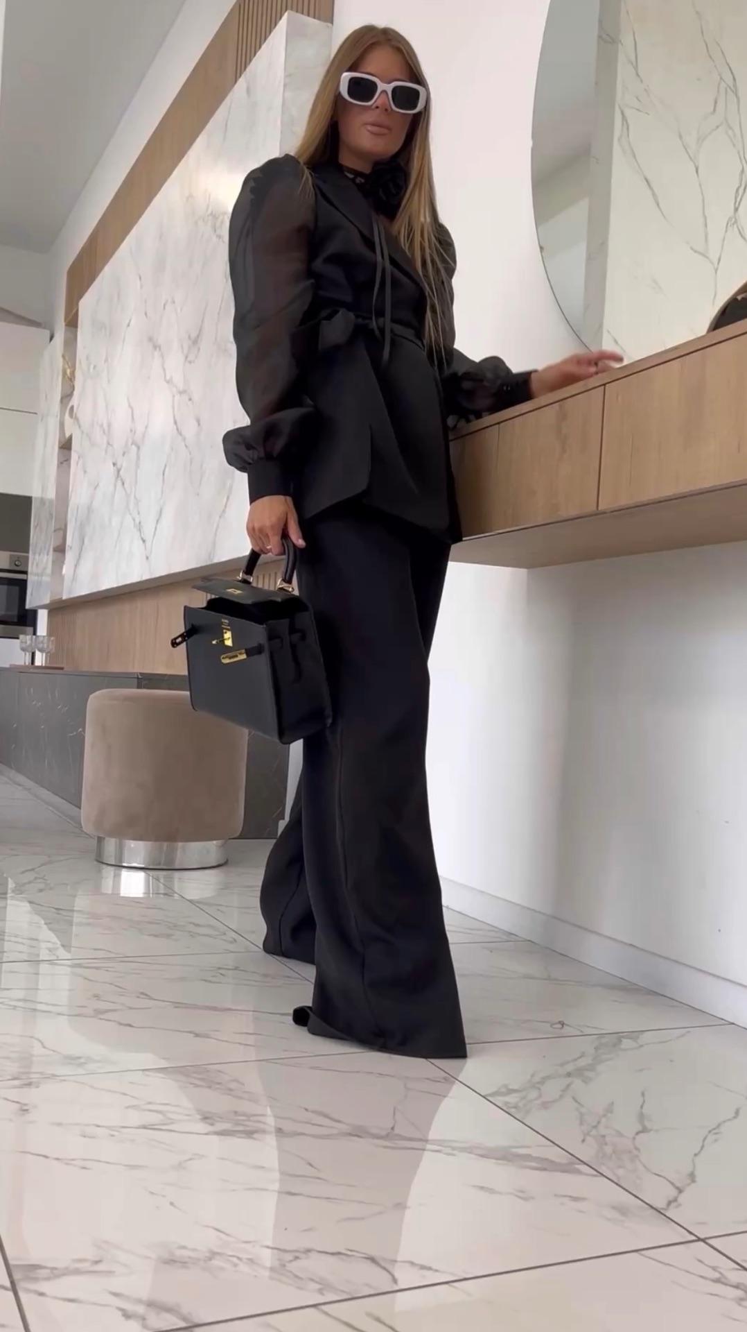 Леди в черном