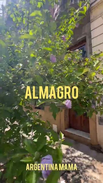 Кто-то сторонится этого района, а мы любим его архитектуру