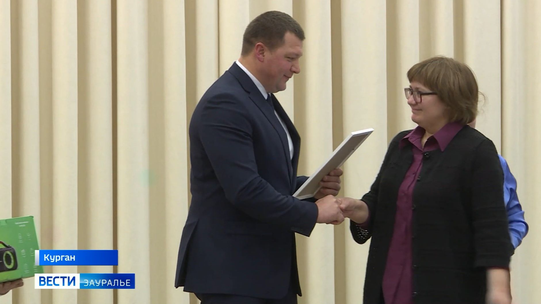 В Кургане подвели итоги акции школьных трудовых отрядов смотреть онлайн