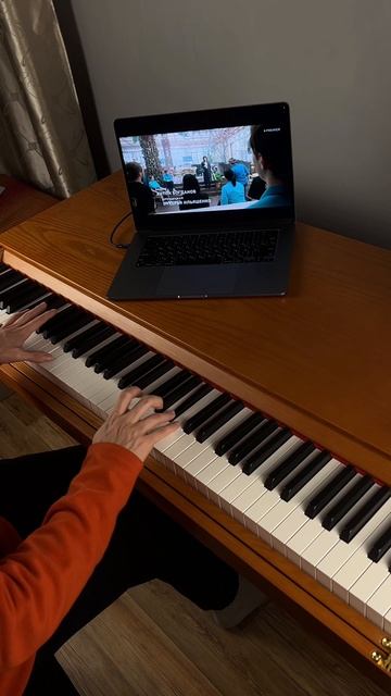 Сыграл саундтрек к сериалу «Сеструха»🎹 смотреть онлайн