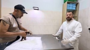 Ларе ОЧЕНЬ ПЛОХО она сидит у меня на руках, а я от расстройства еле стою,так жалко ее,хоть плачь…