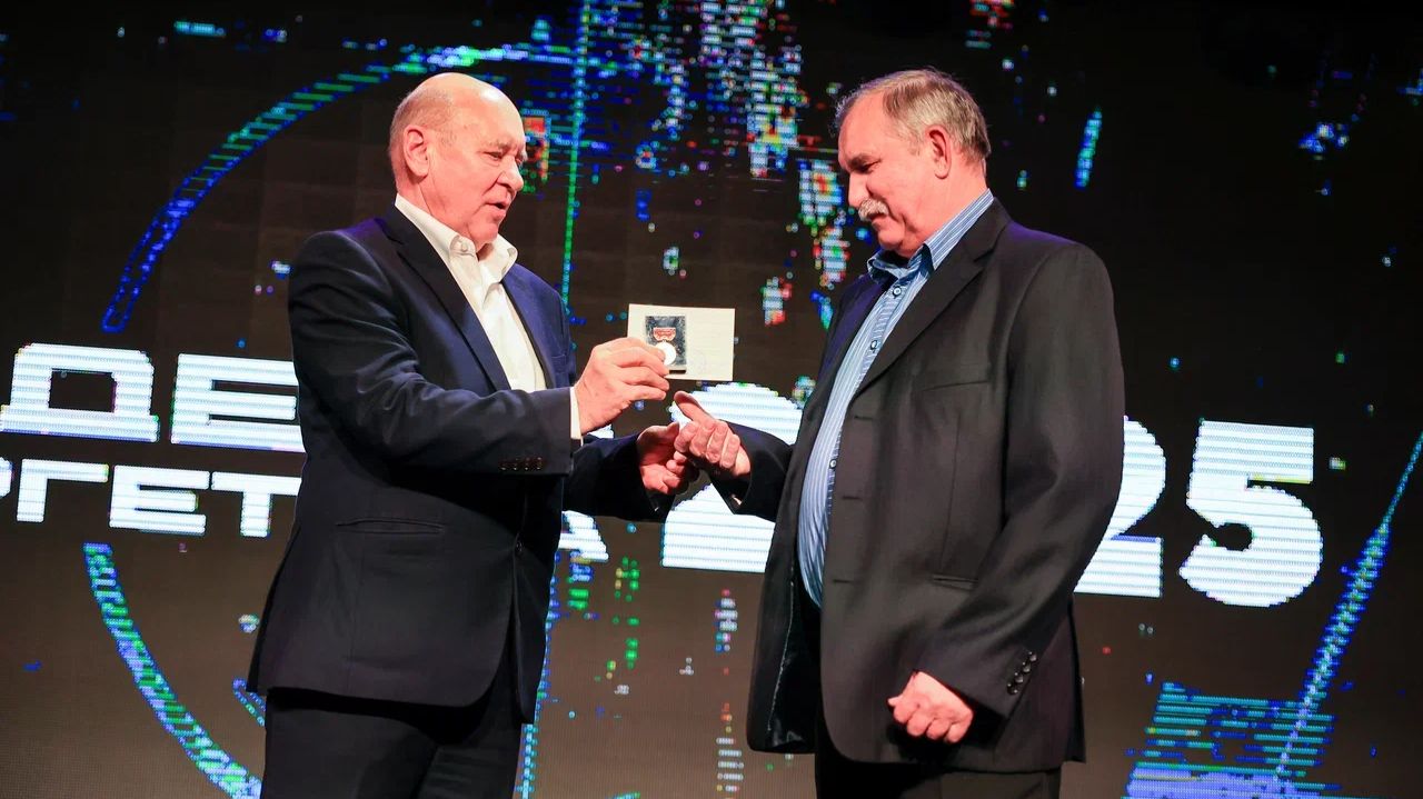 (12+) Мытищинские энергетики рассказали, за что любят свою работу смотреть онлайн