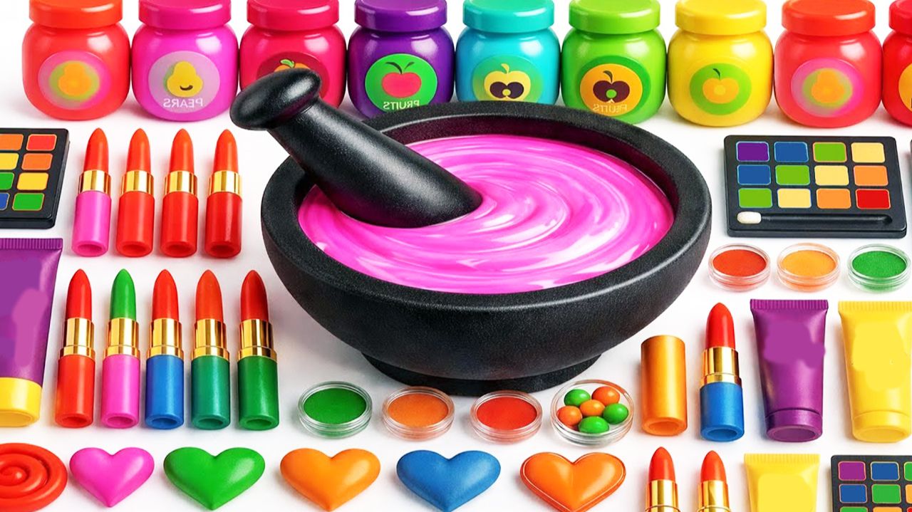 Мультики для детей. Девчачий слайм из яркой косметики. Смотреть онлайн мультики малышам