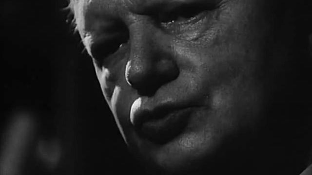 Захватывающим делом становится отыскание тех, кто был интервьюером Дрейера: например, Мишель Делаэ – смотреть онлайн