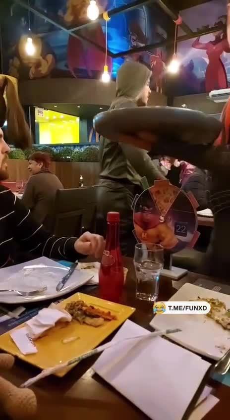 Хороший официант😁 смотреть онлайн