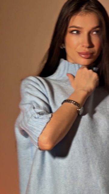 Классный свитер #shorts ✨ смотреть онлайн