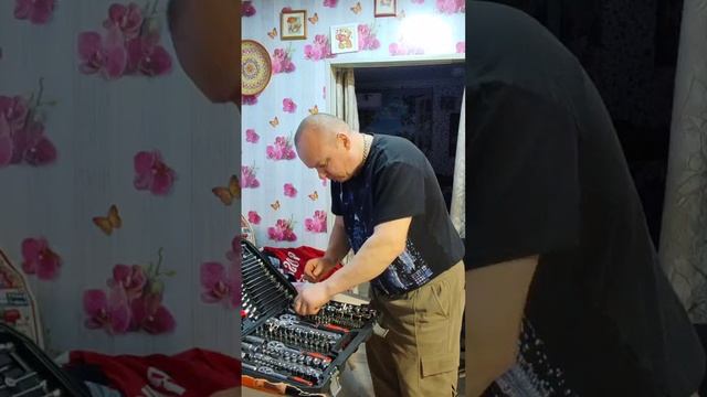 Дневной эфир от 23.12.25 убираемся вместе с вами, у меня завтрак-обед, подарок от тайной Снегурочки смотреть онлайн