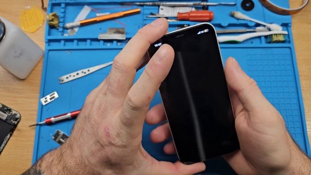 Замена экрана iphone 12 ✅️ смотреть онлайн