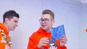 КТО ПОСЛЕДНИЙ ЗАМЁРЗНЕТ 
ЧЕЛЛЕНДЖ!А4