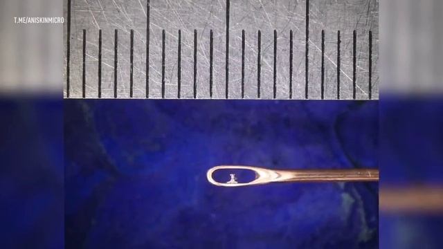 Новосибирский микроминиатюрист Владимир Анискин создал самого маленького Деда Мороза и Лосика смотреть онлайн