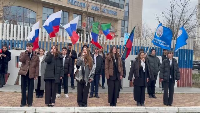В Дагестане отправлены два КамАЗа гуманитарной помощи в зону специальной военной операции смотреть онлайн