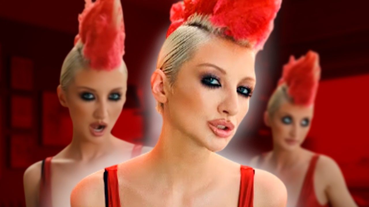 Кукарекающая Марго выступит на новогоднем "Голубом огоньке" смотреть онлайн