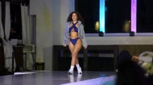 Сексуальные девочки на  подиуме. Выпуск № 1