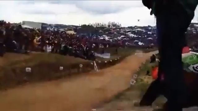 #Автоспорт Видеонарезка самых эпичных моментов с раллийных гонок смотреть онлайн
