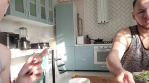 МЕНЯ ТРЯСЁТ ЧТО СО МНОЙ