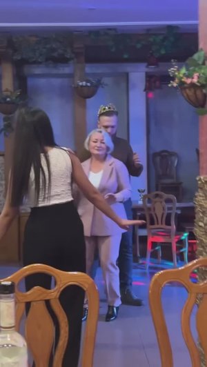 Когда надо выбирать между директором и главбухом