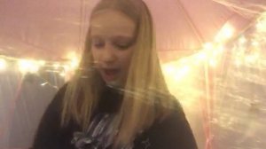 Открывай сладости из бокса