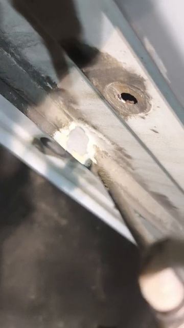 Как быстро убрать старый герметик