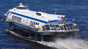 Парад Метеоров на Неве