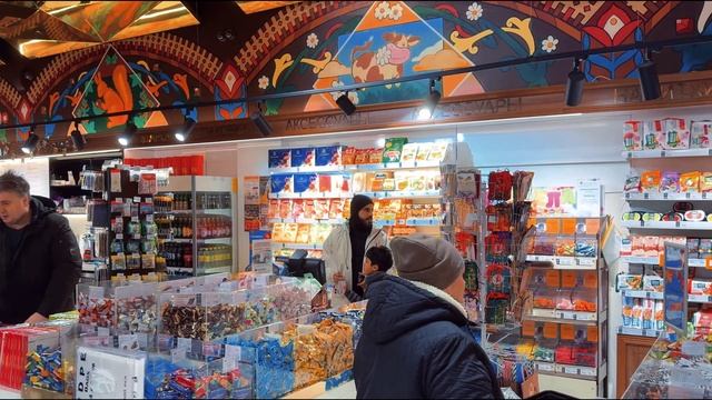 Ты не видел такую рождественскую Москву гигантские мандарины на Арбате 🍊🎄😱 смотреть онлайн