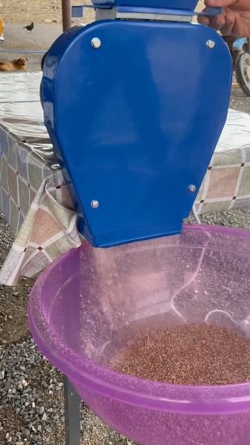 Зернодробилка до 240 кг./ч смотреть онлайн