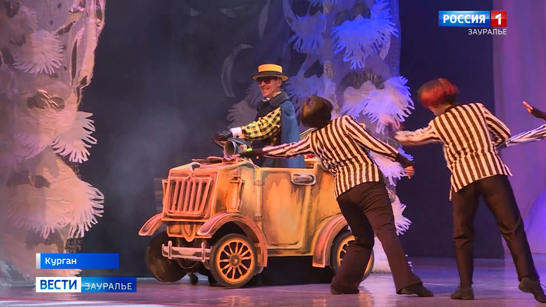 В ДКМ покажут сказку «Дед Мороз идёт по следу» смотреть онлайн