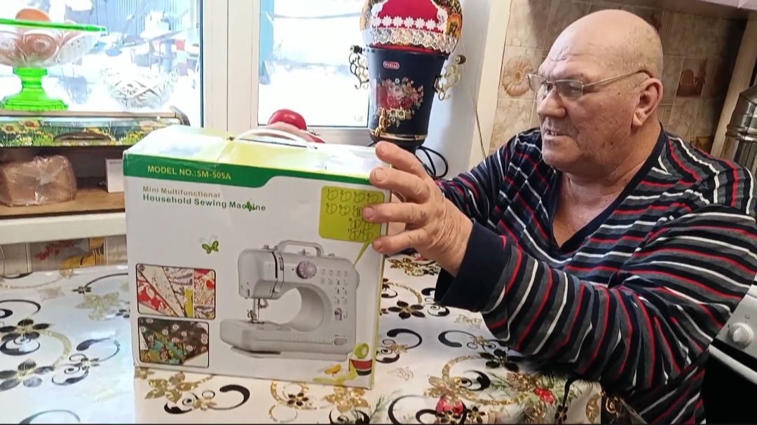 КУПИЛИ ШВЕЙНУЮ МАШИНУ, ЖИЗНЬ ВИКТОРА И СВЕТЛАНЫ смотреть онлайн