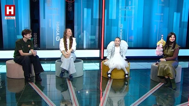 Домашний театр | ГЛУШЕНКОВА — И ТОЧКА