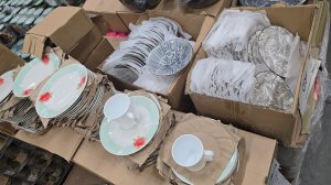 Вот где всегда выгодно закупаться! Немудрено, что каждый день тут толпы покупателей.Магазин низких