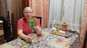 Почему жалеют семян? Цветы. Странный огурец. Кудрявый салат. Хорошая капуста. Новые томаты.