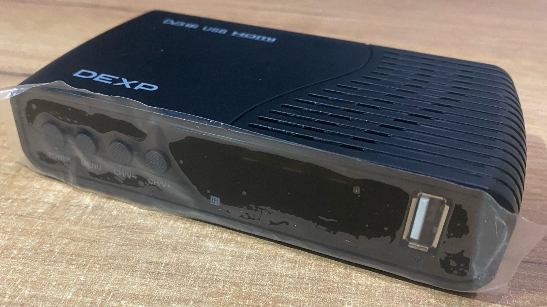 Распаковка и обзор приставки для цифрового ТВ DEXP HD 8000P смотреть онлайн