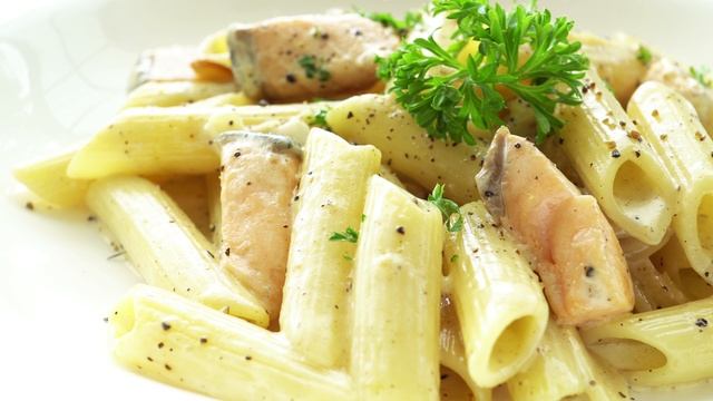 Паста с лососем. Варианты. Рецепт внутри. смотреть онлайн