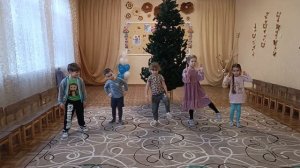 Учим танец роботов🤖