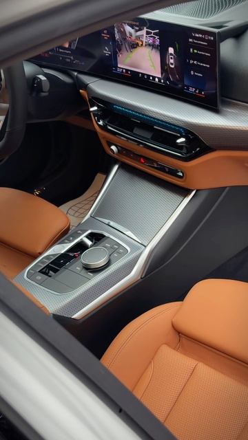 В продаже BMW 3 серии / Подробнее о комплектации в обзоре на нашем канале или в Телеграм--каталоге смотреть онлайн