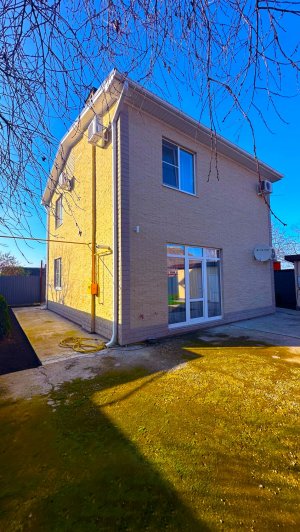 Дом с  отличным ремонтом в Краснодаре| Четыре спальни!