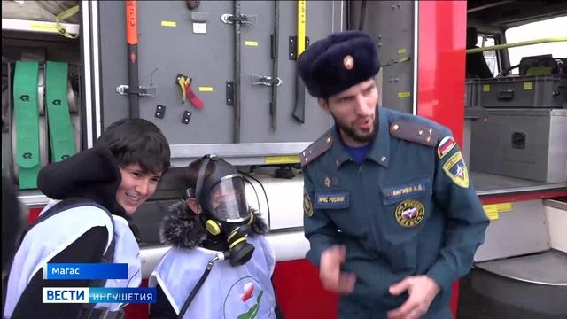 Спасатели Ингушетии провели мастер-класс для школьников смотреть онлайн