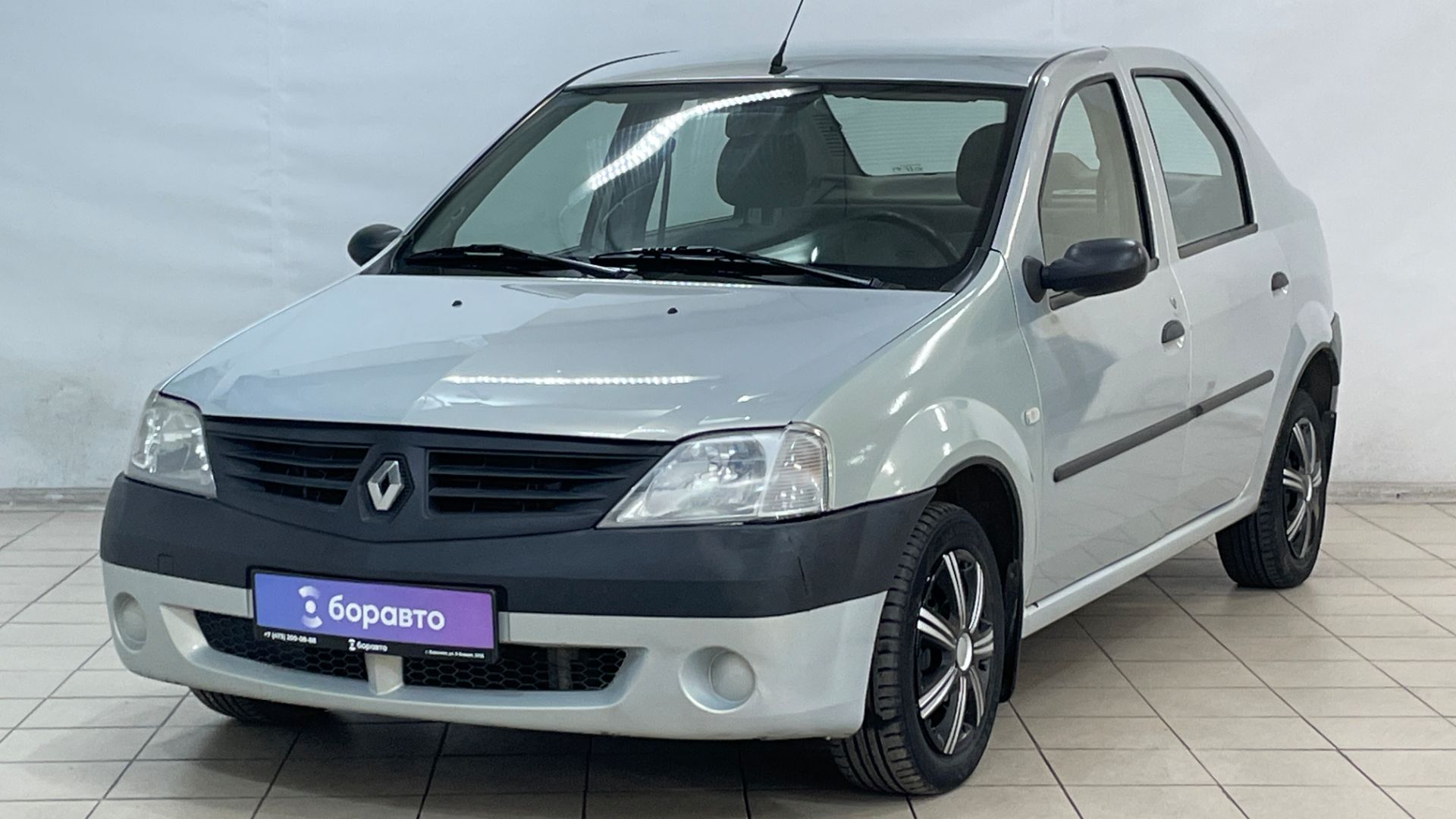 RENAULT LOGAN смотреть онлайн