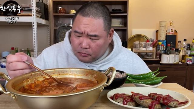 Мукбанг по Корейски, кушаем и наслаждаемся смотреть онлайн