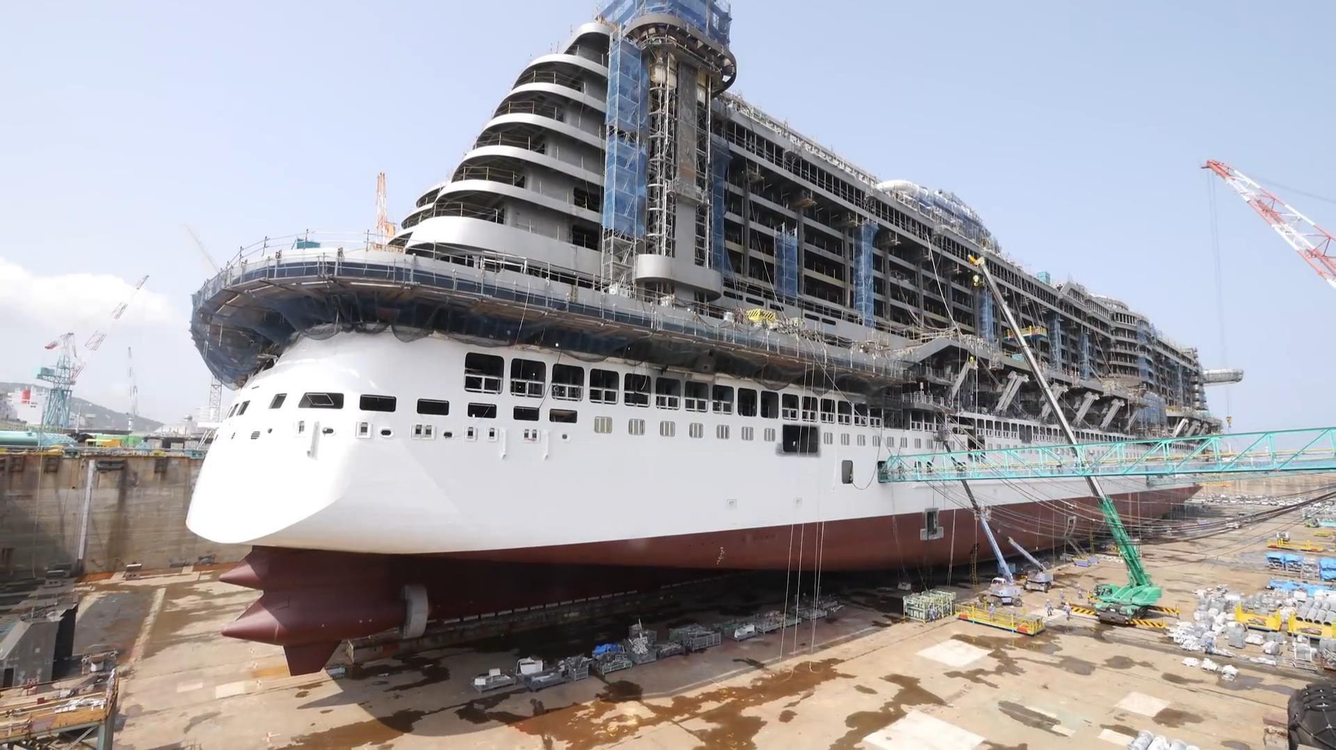 Строительство 300-МЕТРОВОГО КРУИЗНОГО ЛАЙНЕРА /ускоренная съемка смотреть онлайн