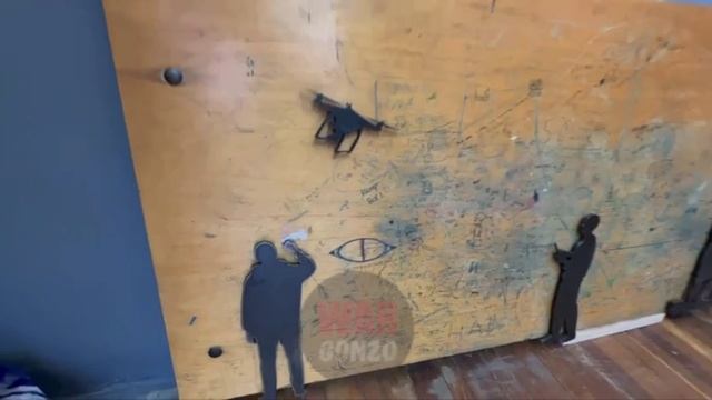 «Взрослым вход разрешён» – 11 арт-объектов от Провоторова выставлены в Русском музее смотреть онлайн