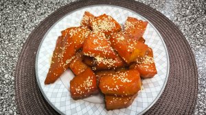 Тыква медовая, десертная. Ну очень вкуснополучается!