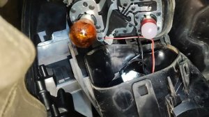 RENAULT KAPTUR замена ламп стоп сигнала.