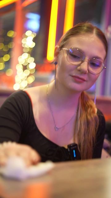 Как девочка отыграла?