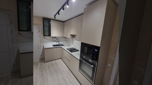 Угловая кухня мечты: Идеальный баланс функциональности и эстетики!