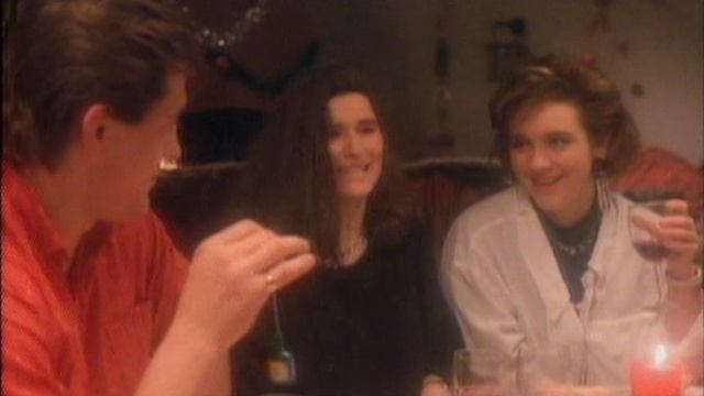 George Michael - Last Christmas.avi смотреть онлайн