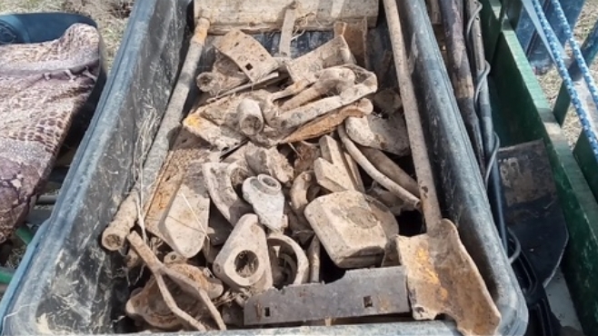 10. Металлокоп с Quest X5. Мастерская. Ямки. Настройки металлоискателя. Неплохой результат.