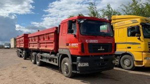 Отгружен самосвал-зерновоз МАЗ-65012J с прицепом  МАЗ-856103-022