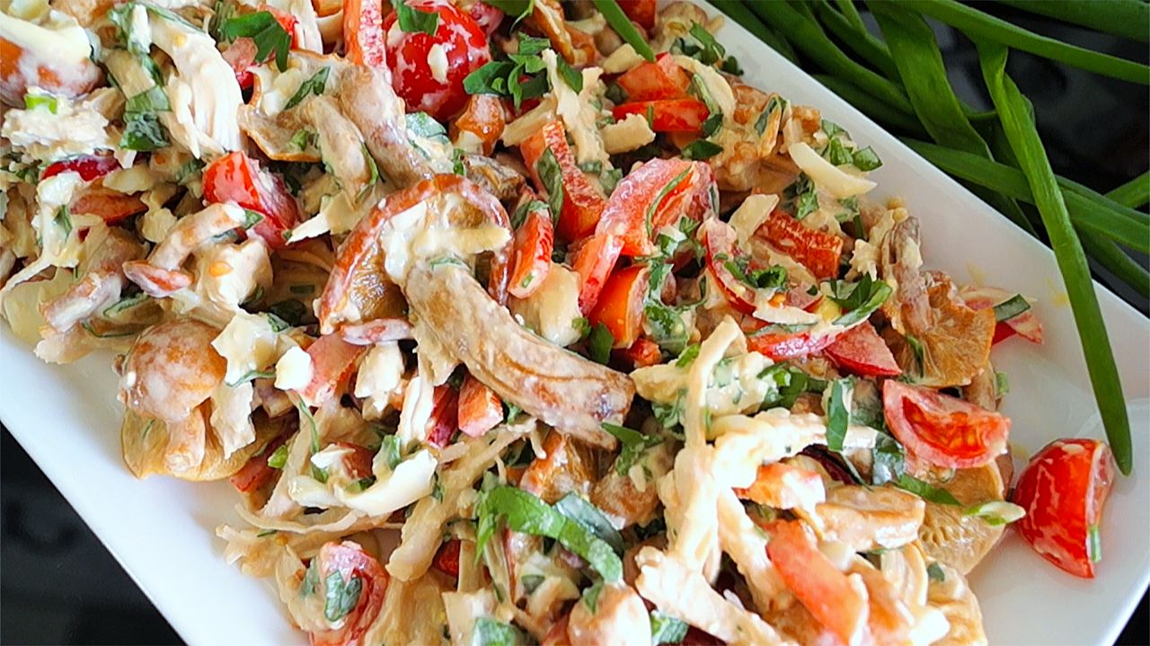 НОВИНКА. Ни одного Праздника БЕЗ ЭТОГО САЛАТА. Необыкновенный САЛАТ На ПРАЗДНИЧНЫЙ СТОЛ и Не Только смотреть онлайн