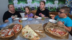 мукбанг.  снова фастфуд 😭, ленивая мать=бедные дети