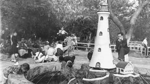 Более тридцати лет назад, тут был фонтанчик "Маяк".  / 18.12.2025